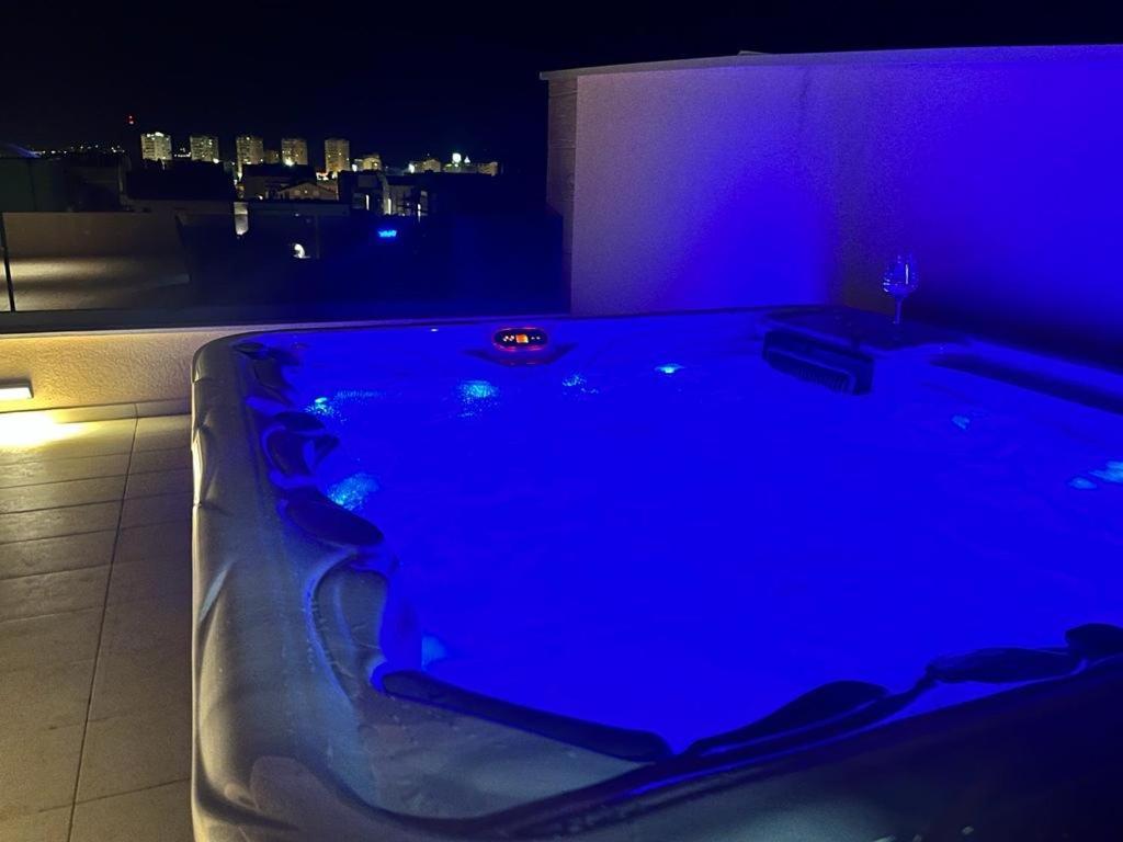 Olive Oasis Penthouse With Jacuzzi Appartement Zadar Buitenkant foto