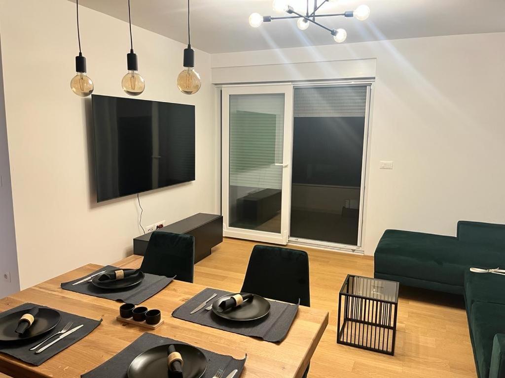 Olive Oasis Penthouse With Jacuzzi Appartement Zadar Buitenkant foto